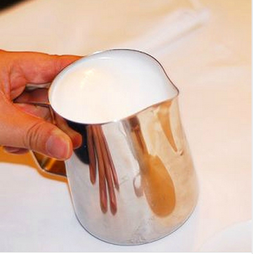 加厚尖嘴304不锈钢咖啡拉花杯打奶泡缸花式咖啡配件牛奶壶 350ML